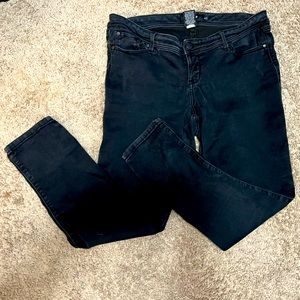 TORRID Black Denim Skinny Jeans - size 14